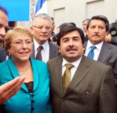 Presidenta Bachelet y alcalde Jorquera.JPG